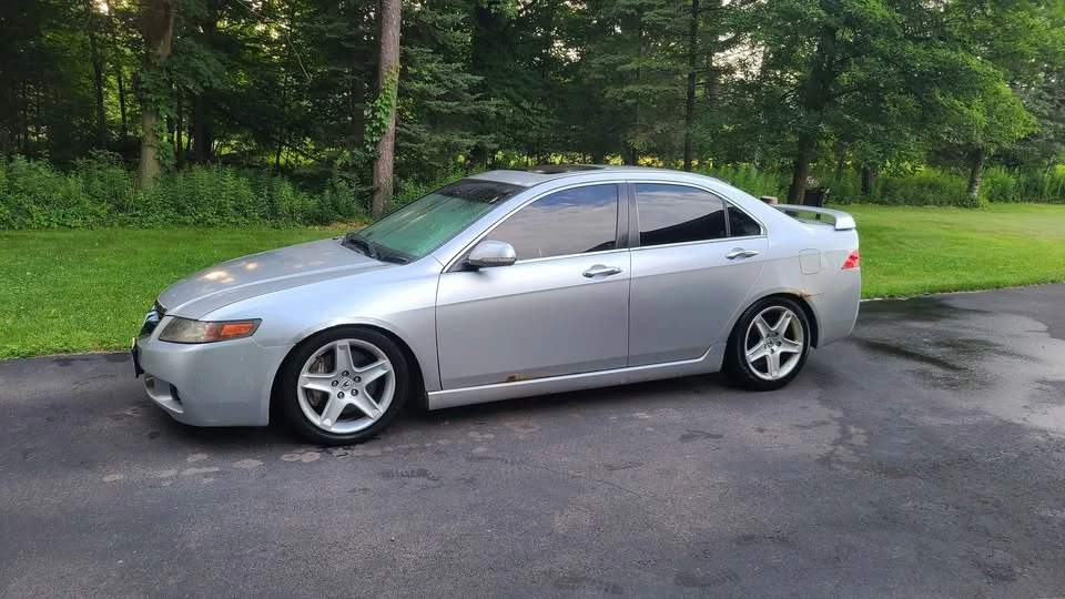 2004 Acura TSX 1st Gen - Image 2 of 20