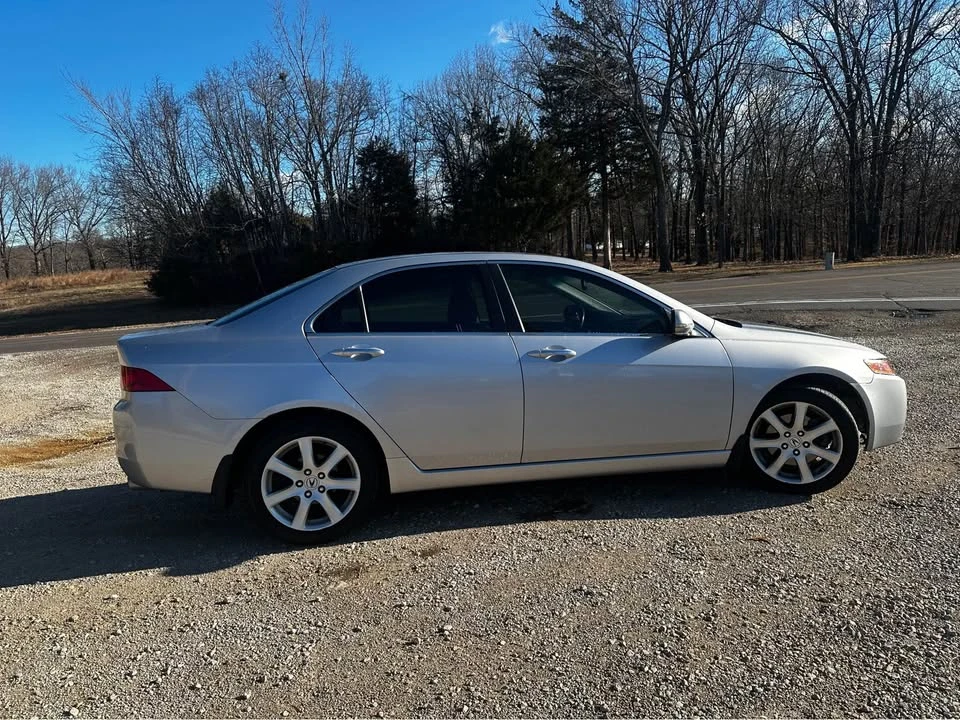 2004 Acura TSX 1st Gen - Image 3 of 3