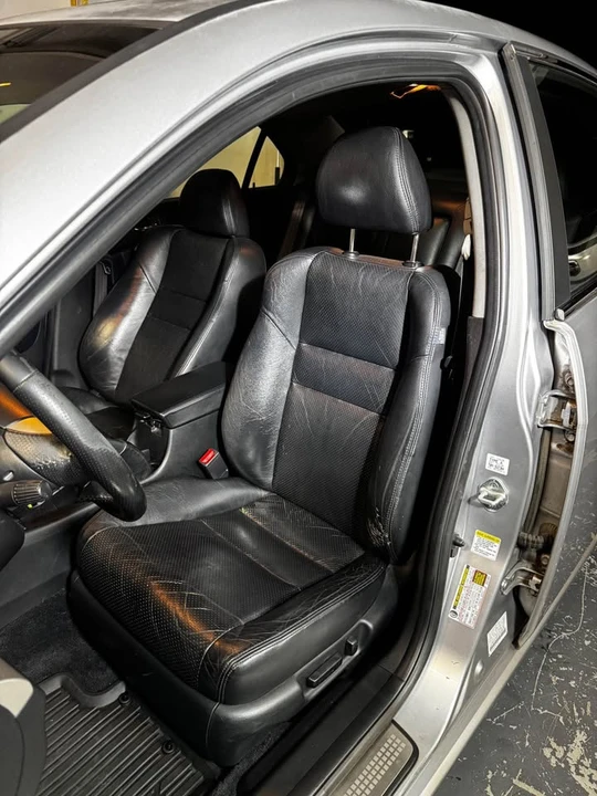 2004 Acura TSX 1st Gen - Image 5 of 8