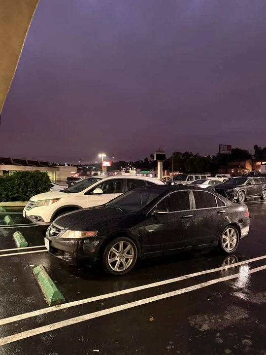 2004 Acura TSX 1st Gen - Image 2 of 5