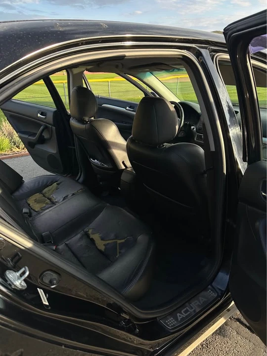 2004 Acura TSX 1st Gen - Image 10 of 11