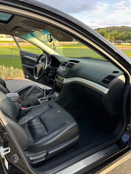2004 Acura TSX 1st Gen - Image 9 of 11