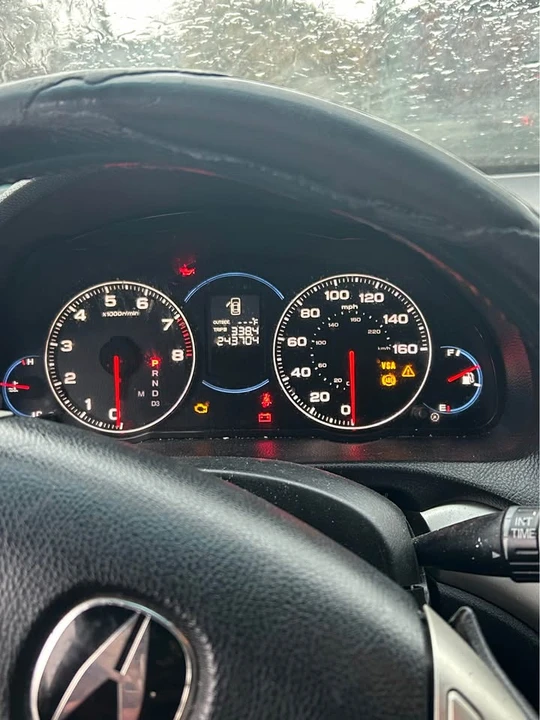 2004 Acura TSX 1st Gen - Image 2 of 14