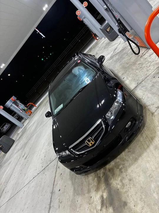 2004 Acura TSX 1st Gen - Image 2 of 5