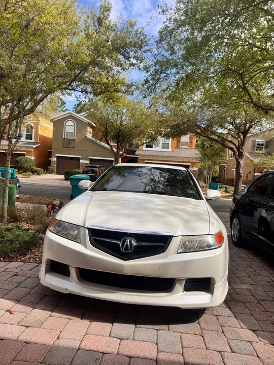 2004 Acura TSX 1st Gen - Image 2 of 12
