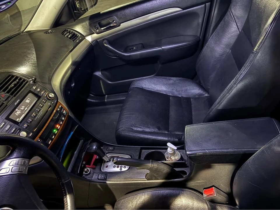 2004 Acura TSX 1st Gen - Image 6 of 8