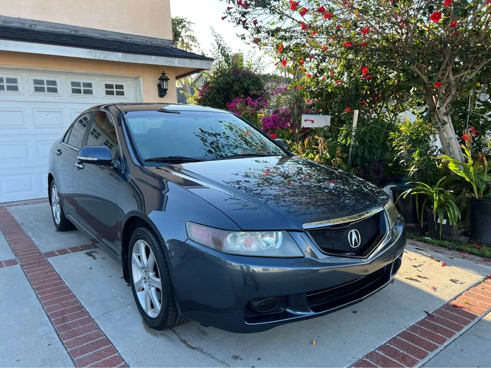 2004 Acura TSX 1st Gen - Image 2 of 12