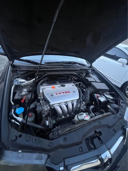 2004 Acura TSX 1st Gen - Image 8 of 9
