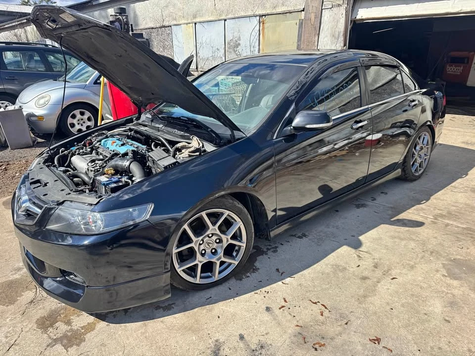 2004 Acura TSX 1st Gen - Image 2 of 12