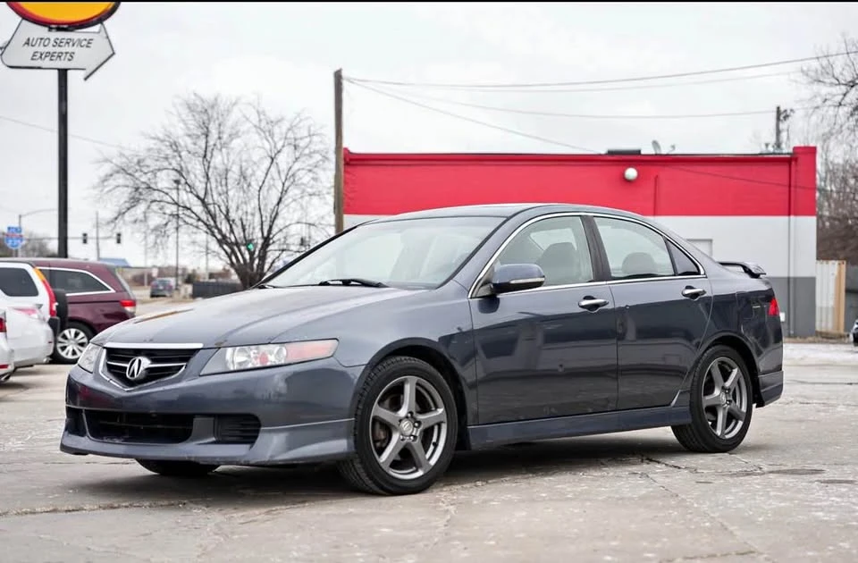 2004 Acura TSX 1st Gen - Image 2 of 10