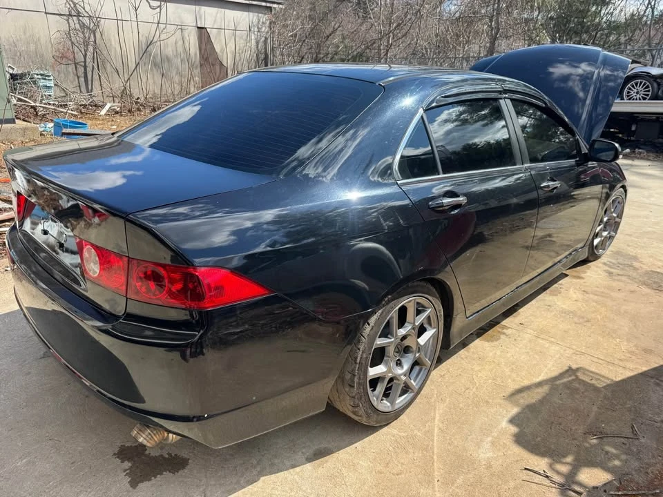 2004 Acura TSX 1st Gen - Image 3 of 12