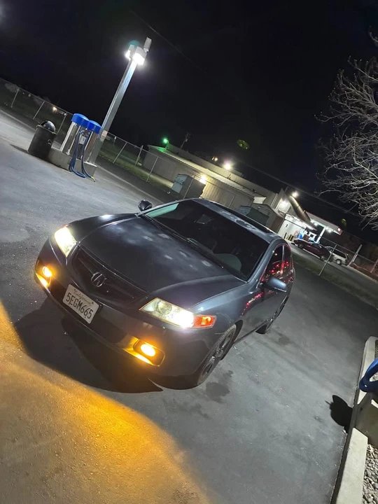2004 Acura TSX 1st Gen - Image 3 of 8