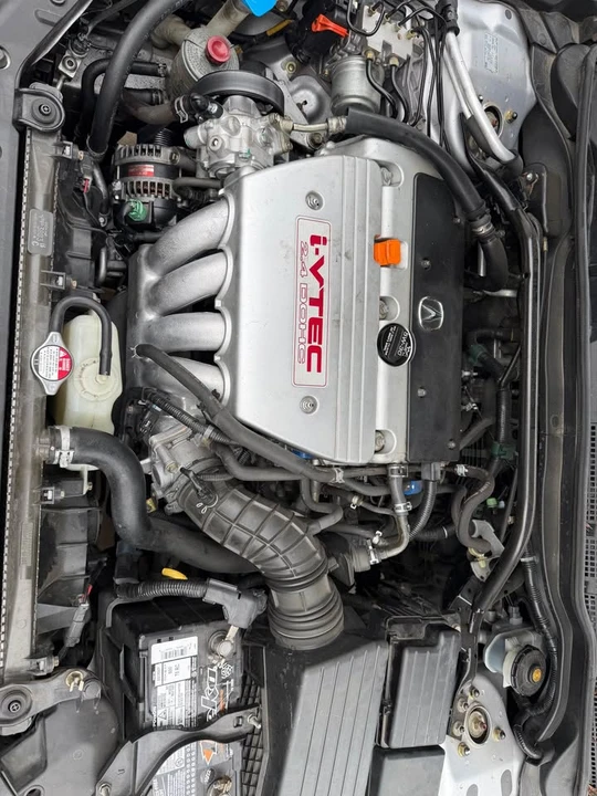 2004 Acura TSX 1st Gen - Image 5 of 8