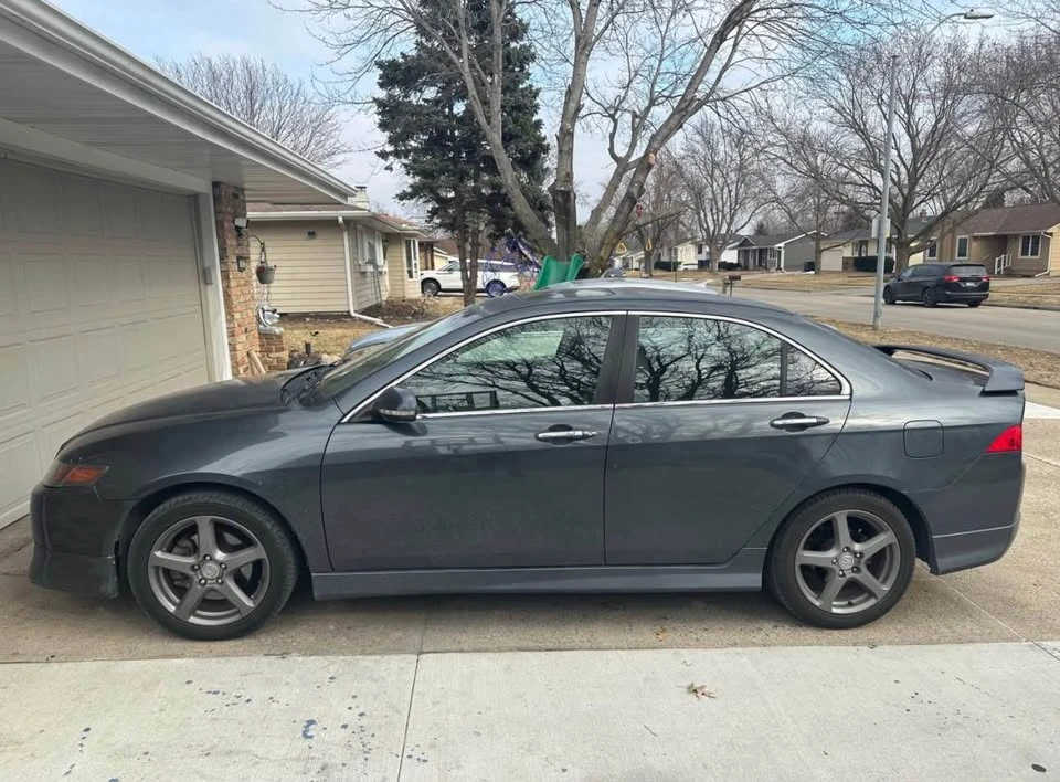 2004 Acura TSX 1st Gen - Image 9 of 10