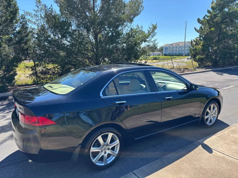 2004 Acura TSX 1st Gen - Image 2 of 10