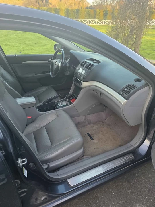 2004 Acura TSX 1st Gen - Image 8 of 11