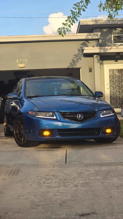 2004 Acura TSX 1st Gen - Image 3 of 8