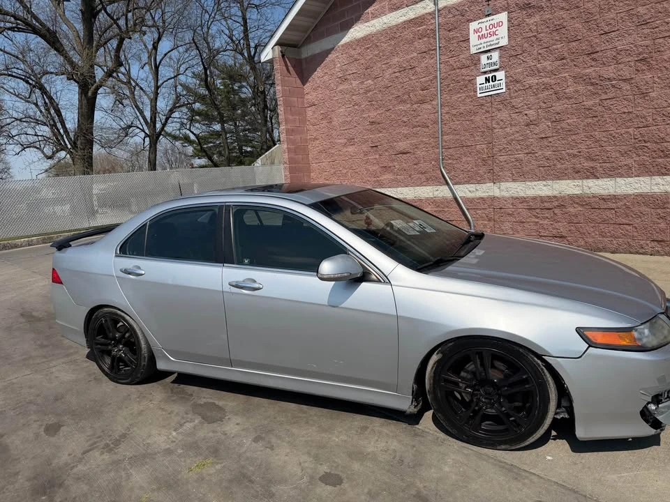 2004 Acura TSX 1st Gen - Image 10 of 15