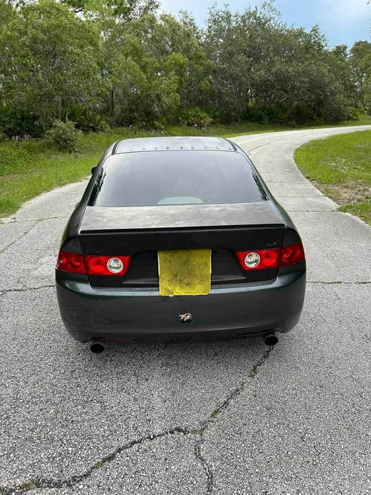 2004 Acura TSX 1st Gen - Image 2 of 12