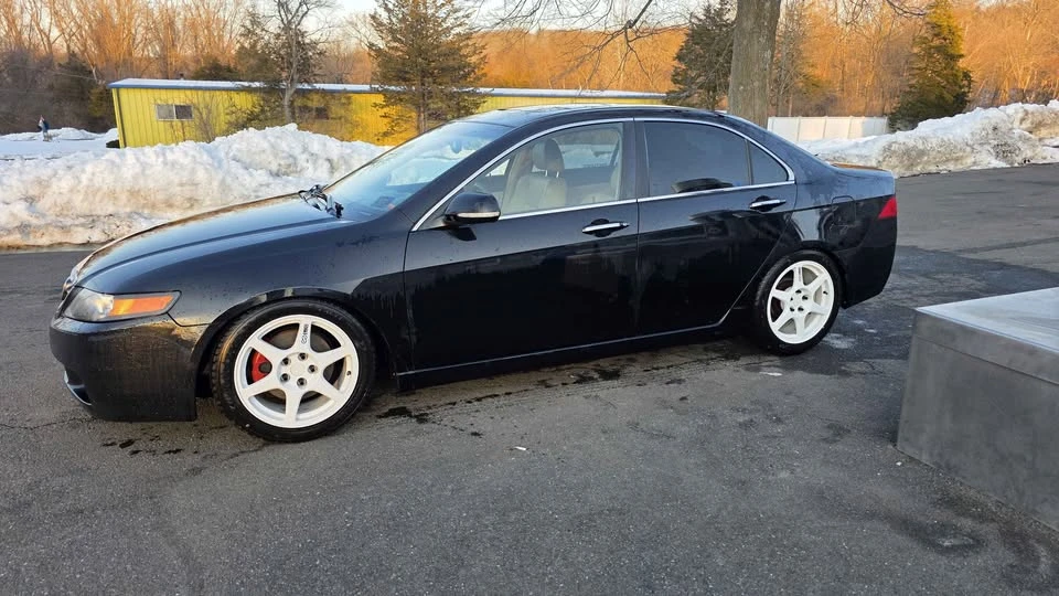 2004 Acura TSX 1st Gen - Image 2 of 5