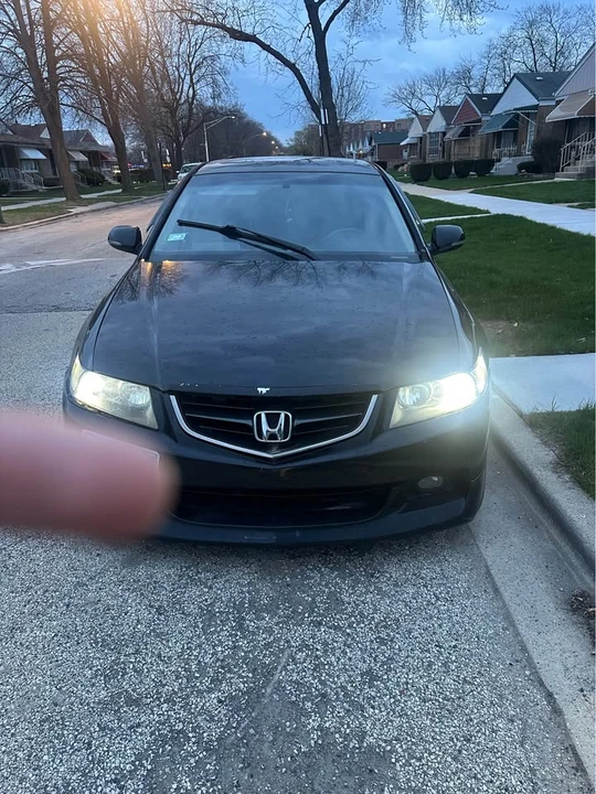 2004 Acura TSX 1st Gen - Image 2 of 8