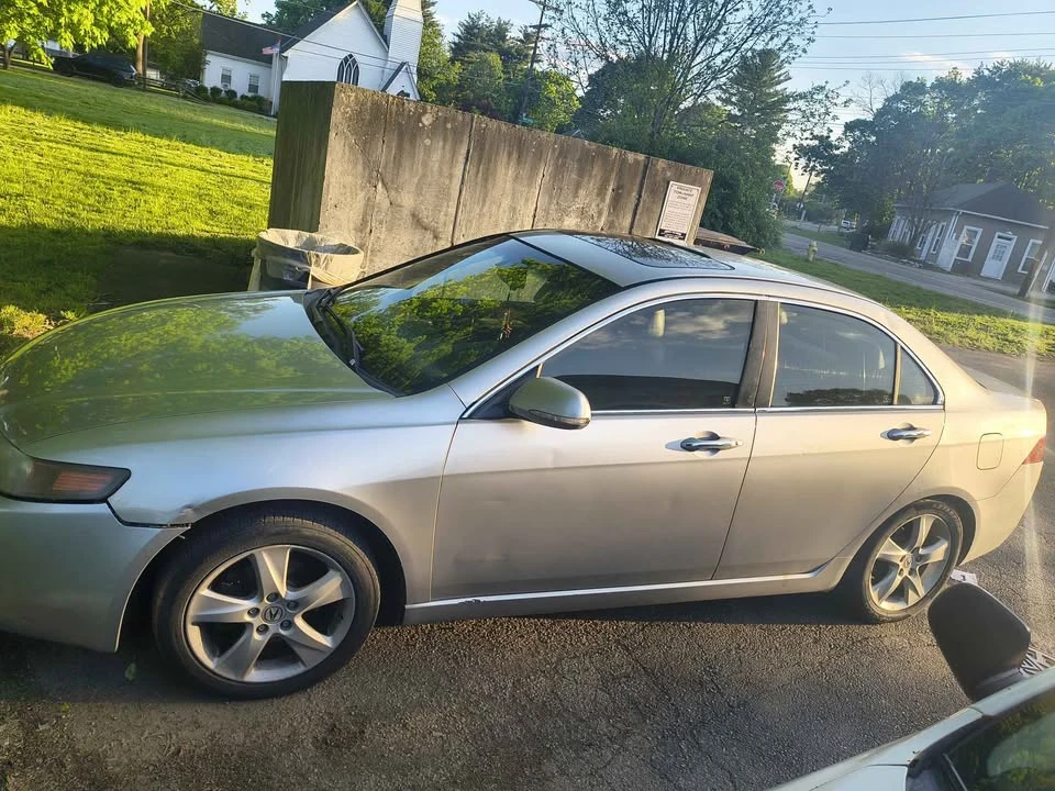 2004 Acura TSX 1st Gen - Image 2 of 10
