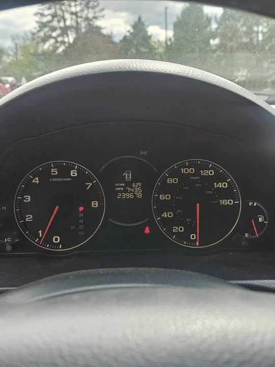 2004 Acura TSX 1st Gen - Image 9 of 12