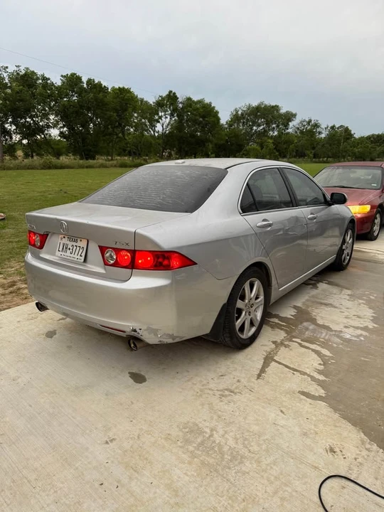 2004 Acura TSX 1st Gen - Image 3 of 12