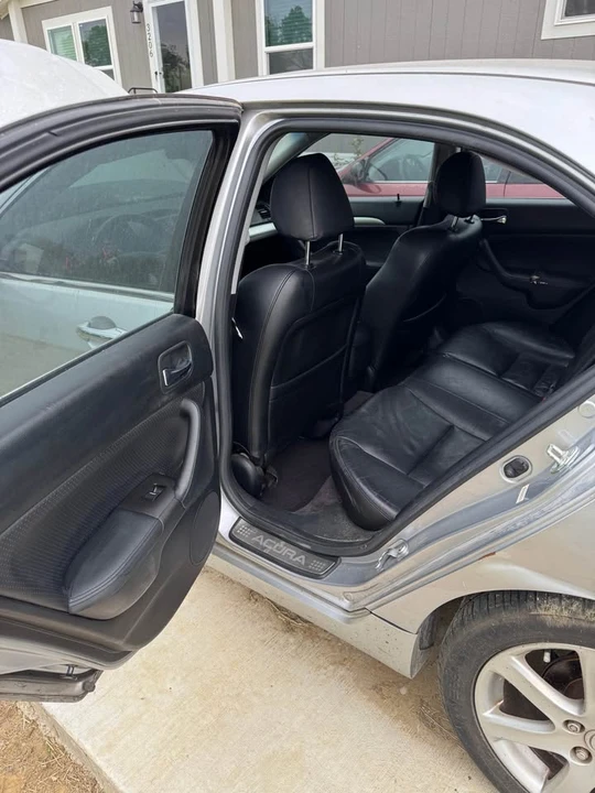 2004 Acura TSX 1st Gen - Image 11 of 12