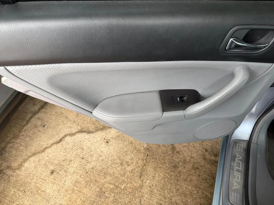 2004 Acura TSX 1st Gen - Image 6 of 18