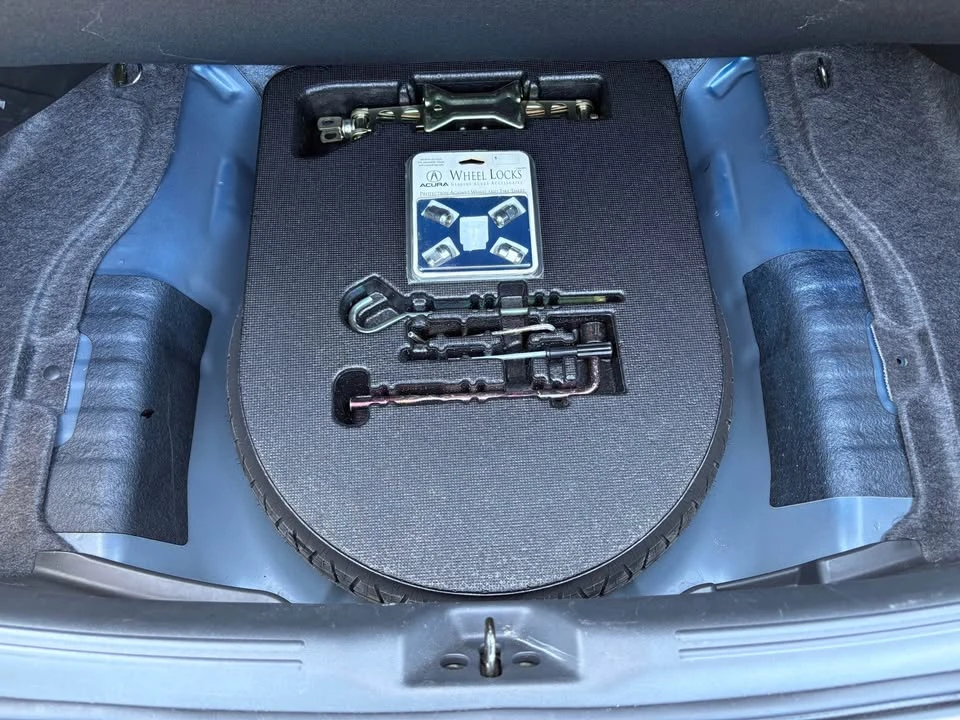 2004 Acura TSX 1st Gen - Image 10 of 19