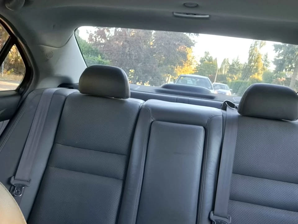 2004 Acura TL 3rd Gen - Image 6 of 10
