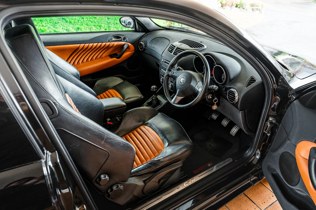 2004 Alfa Romeo 147 GTA - Image 27 of 31