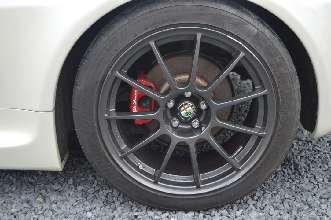 2004 Alfa Romeo 147 GTA - Image 9 of 30