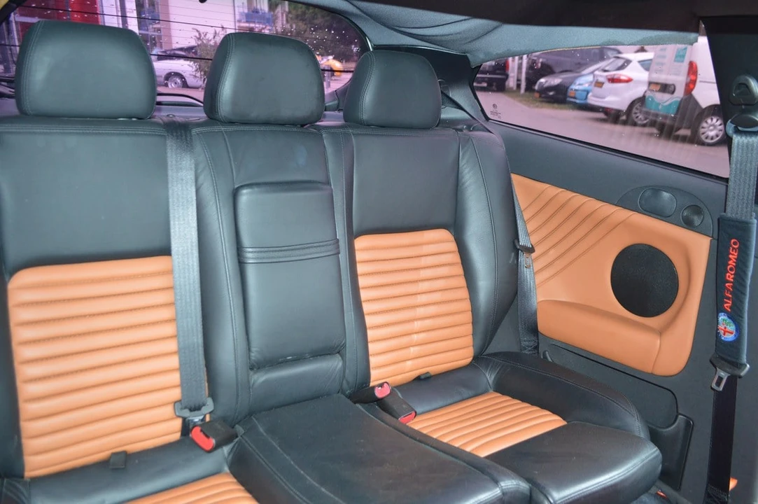 2004 Alfa Romeo 147 GTA - Image 22 of 30