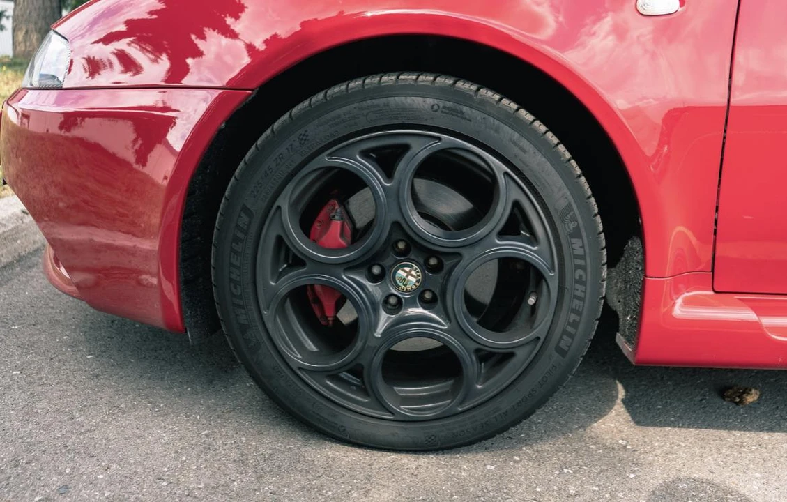 2004 Alfa Romeo 147 GTA - Image 19 of 31