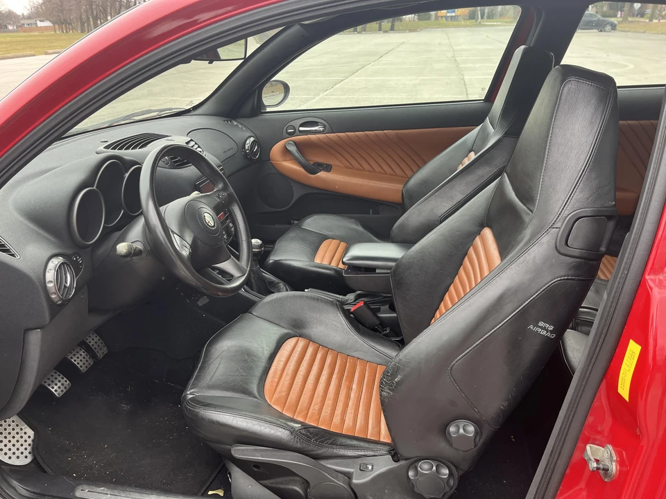2004 Alfa Romeo 147 GTA - Image 27 of 31