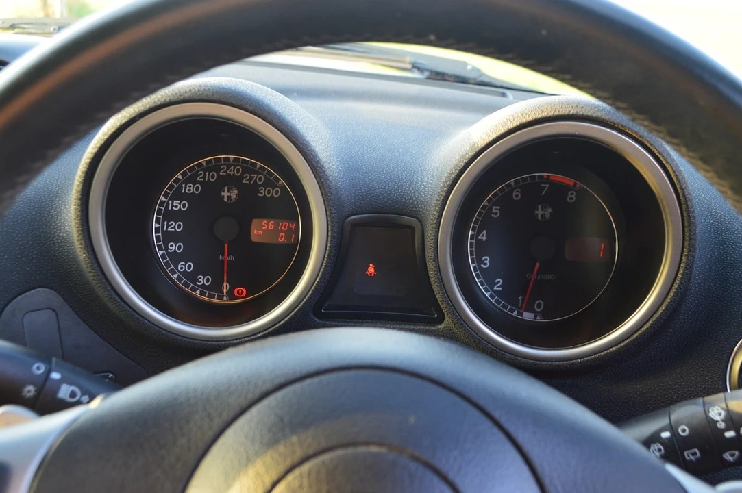 2004 Alfa Romeo 156 GTA - Image 22 of 30