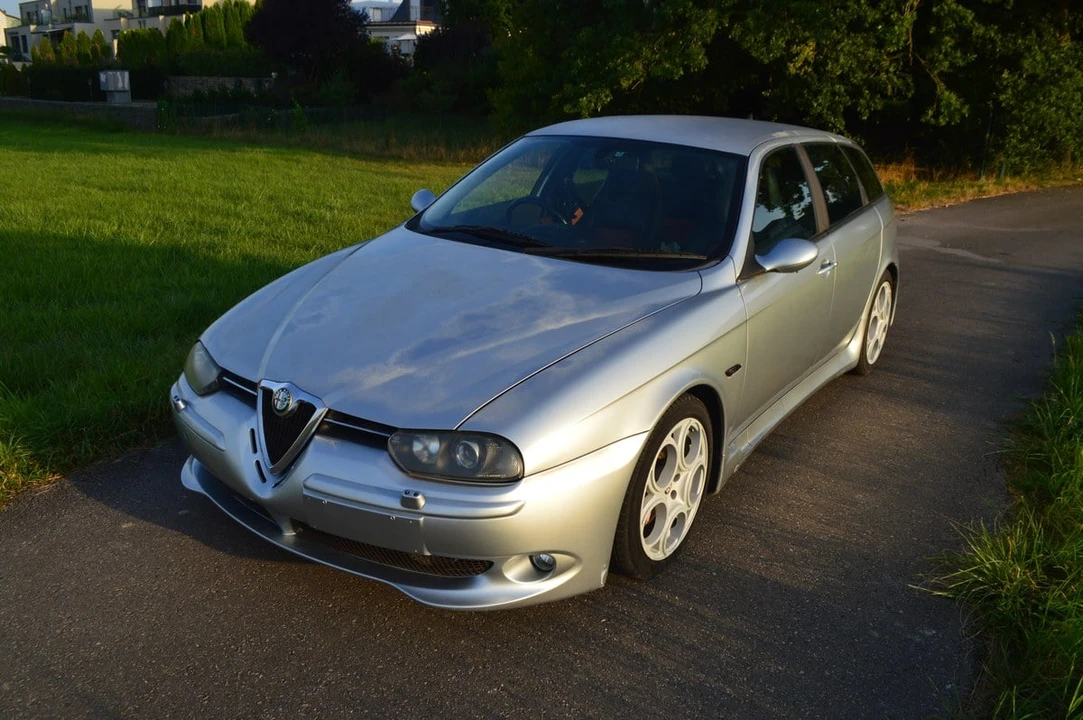 2004 Alfa Romeo 156 GTA - Image 3 of 30