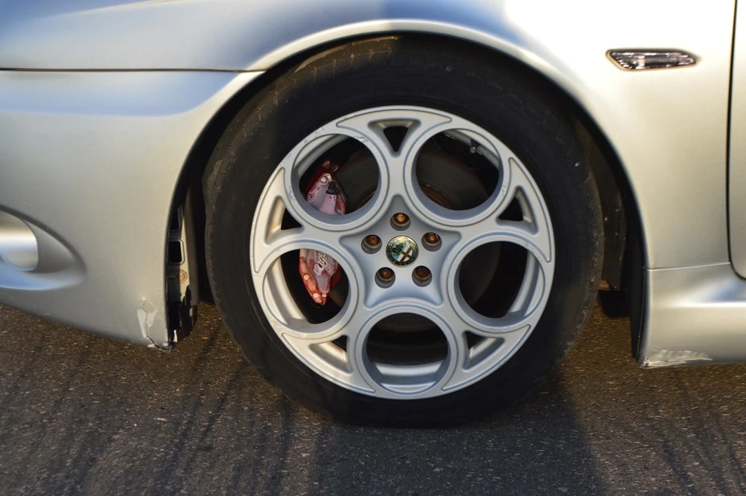 2004 Alfa Romeo 156 GTA - Image 13 of 30