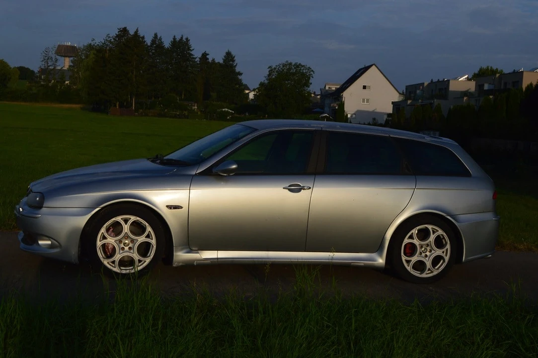 2004 Alfa Romeo 156 GTA - Image 9 of 30