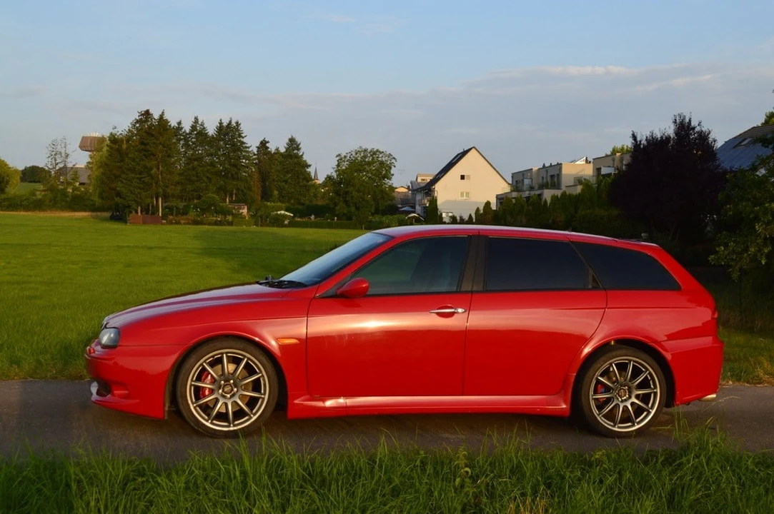 2004 Alfa Romeo 156 GTA - Image 8 of 30