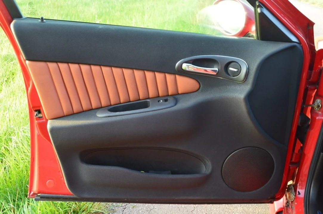 2004 Alfa Romeo 156 GTA - Image 13 of 30
