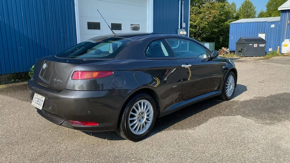 2004 Alfa Romeo GT - Image 2 of 8