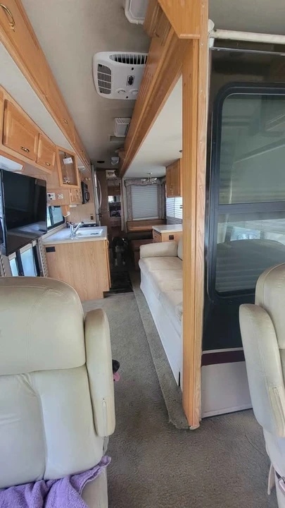 2004 Alfa Leisure RVs - Image 17 of 18