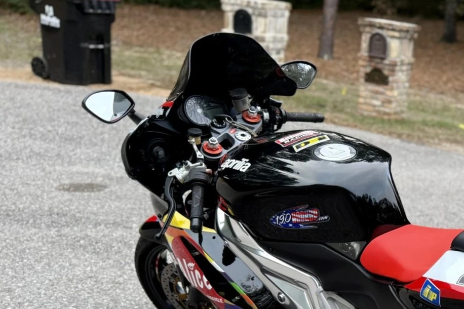 2004 Aprilia - Image 4 of 6