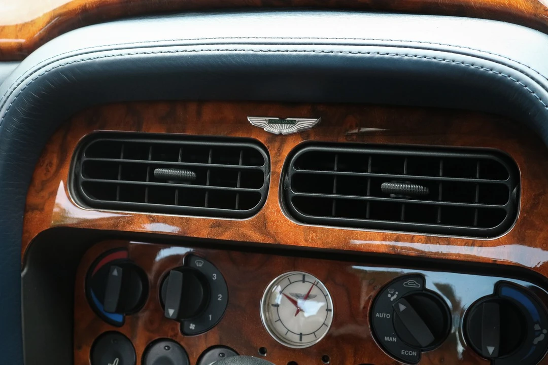 2004 Aston Martin DB7 Vantage - Image 20 of 30