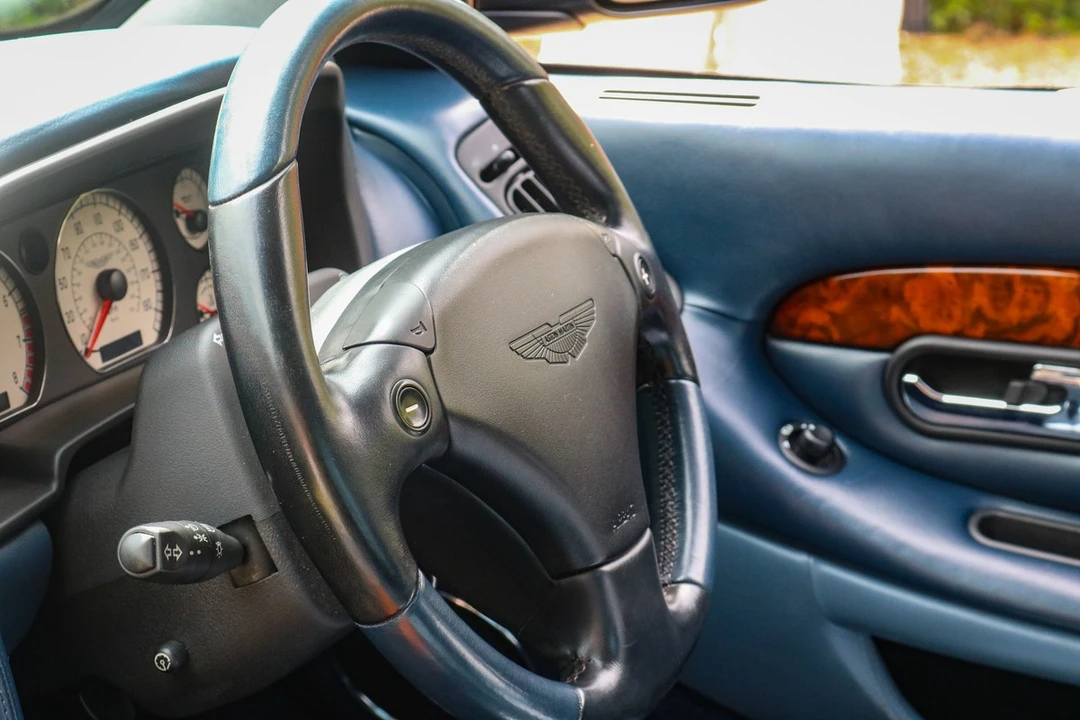 2004 Aston Martin DB7 Vantage - Image 15 of 30