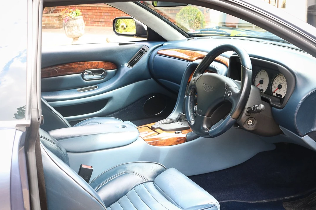 2004 Aston Martin DB7 Vantage - Image 14 of 30