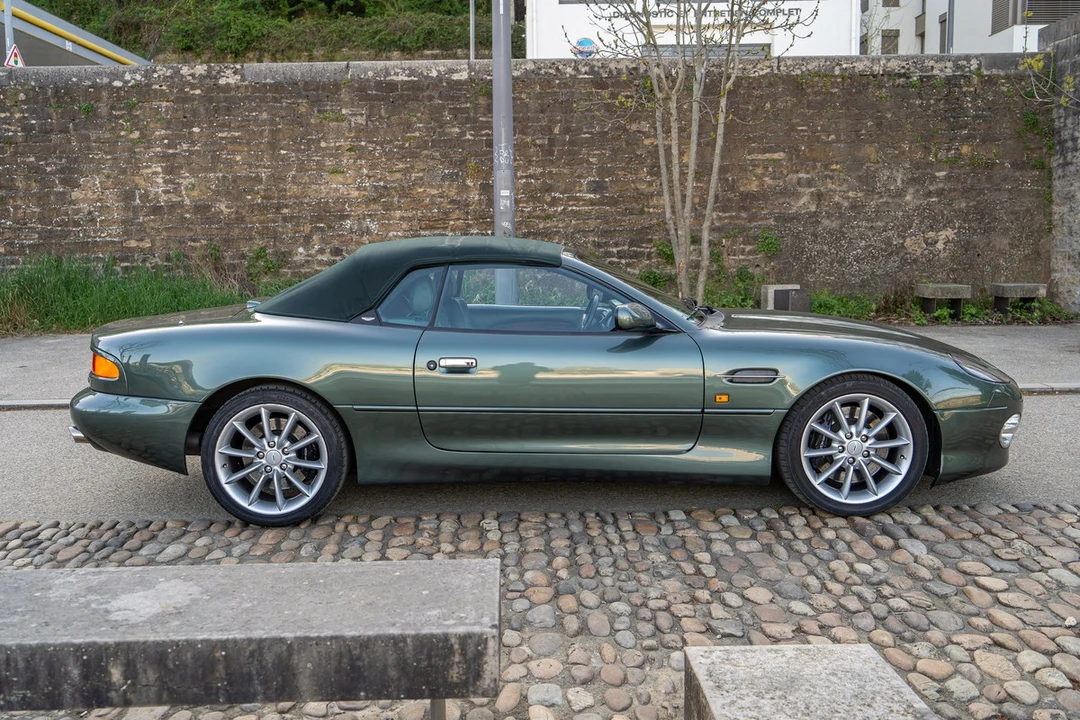 2004 Aston Martin DB7 Vantage - Image 15 of 30